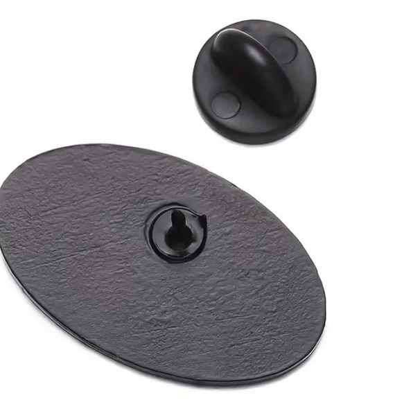 Keep talking I’am diagnosing you pin brooch - Picture 2 of 5